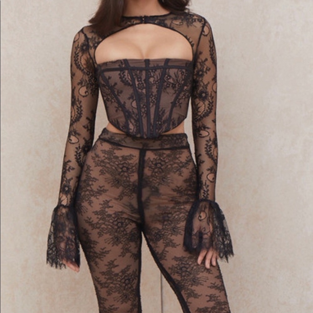 BLACK LACE HIGH WAIST TROUSERS AND LONG SLEEVE TOP